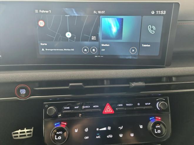 Car gallery image