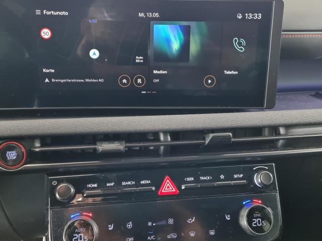 Car gallery image