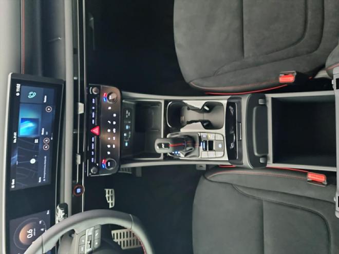 Car gallery image