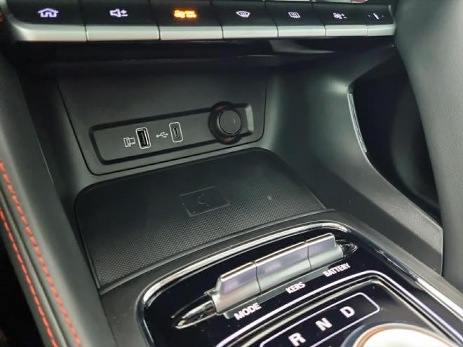 Car gallery image