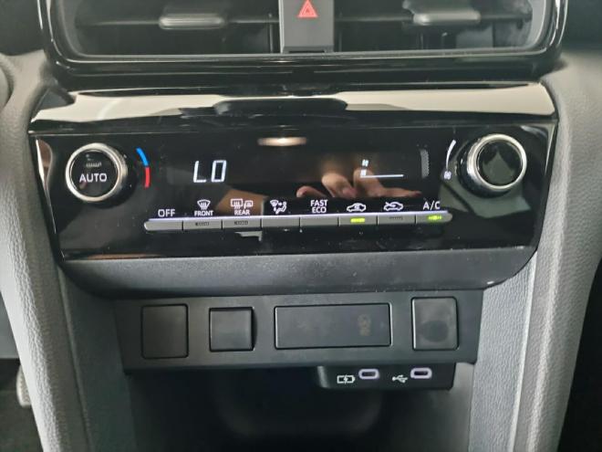 Car gallery image