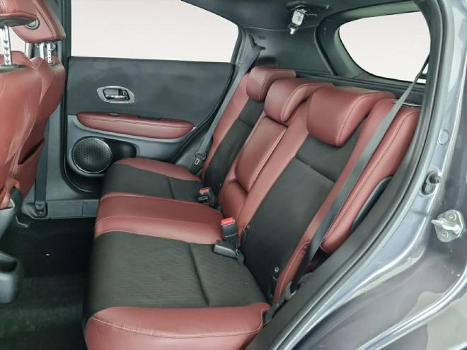 Car gallery image