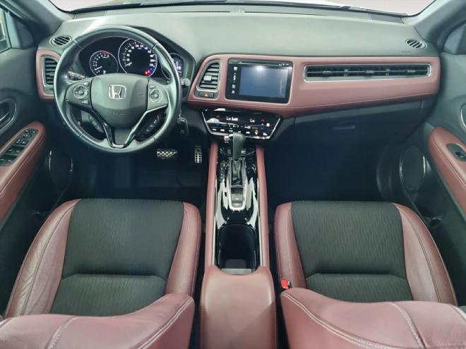 Car gallery image