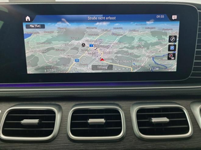 Car gallery image