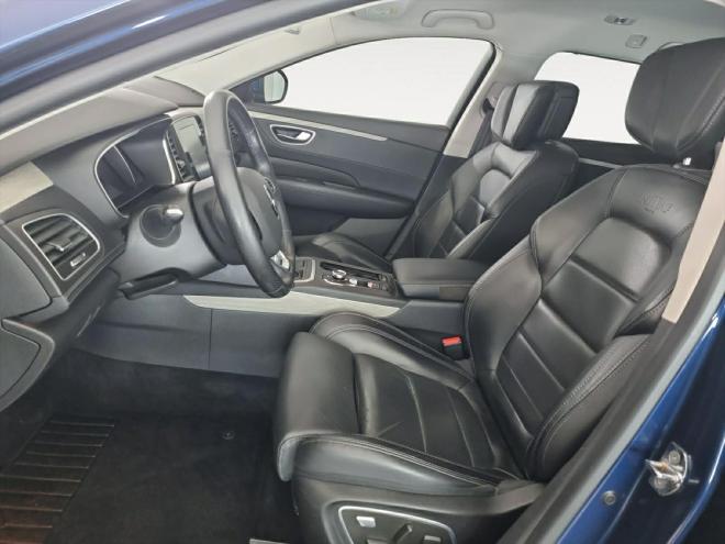 Car gallery image