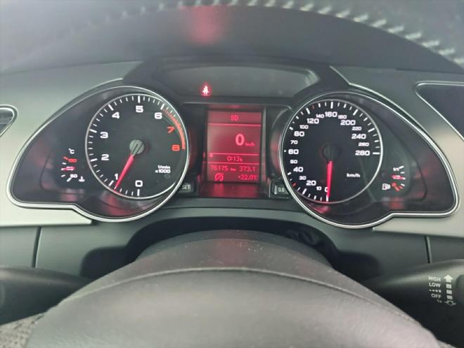 Car gallery image