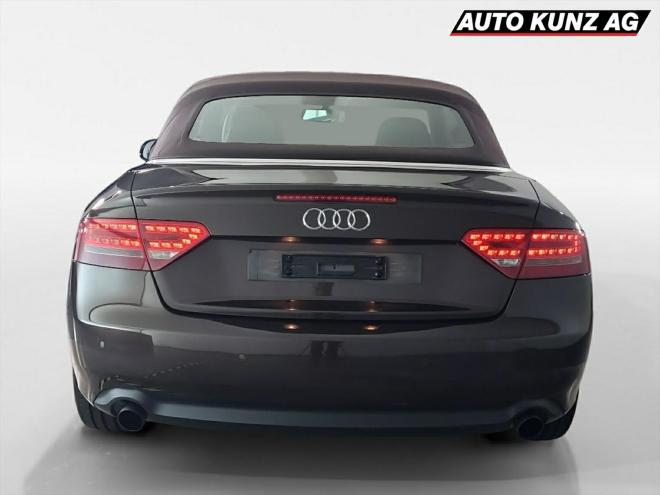 Car gallery image