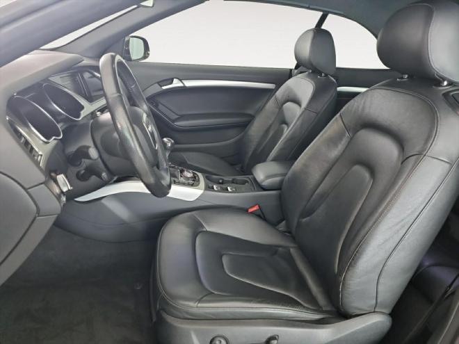 Car gallery image
