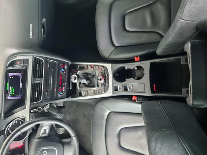 Car gallery image