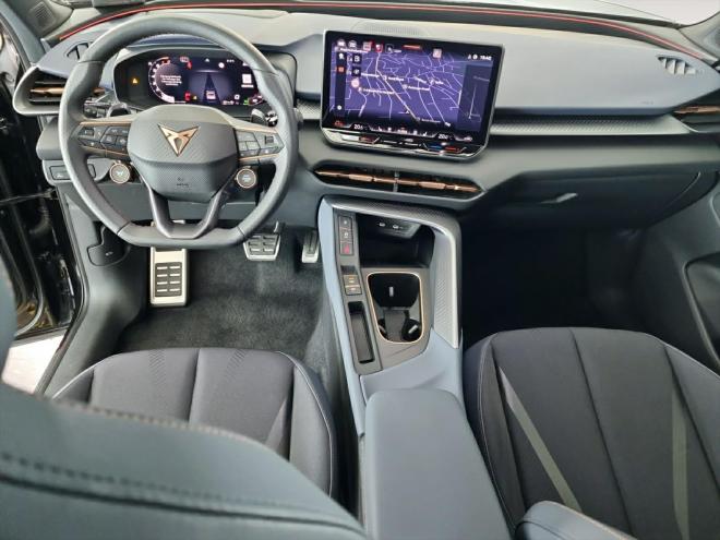 Car gallery image