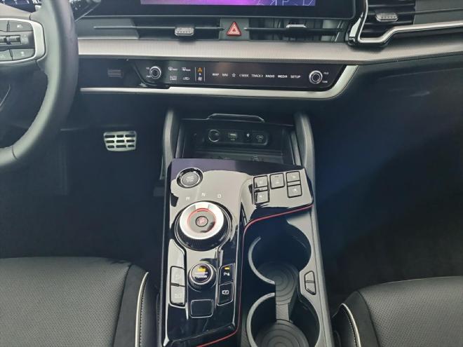 Car gallery image