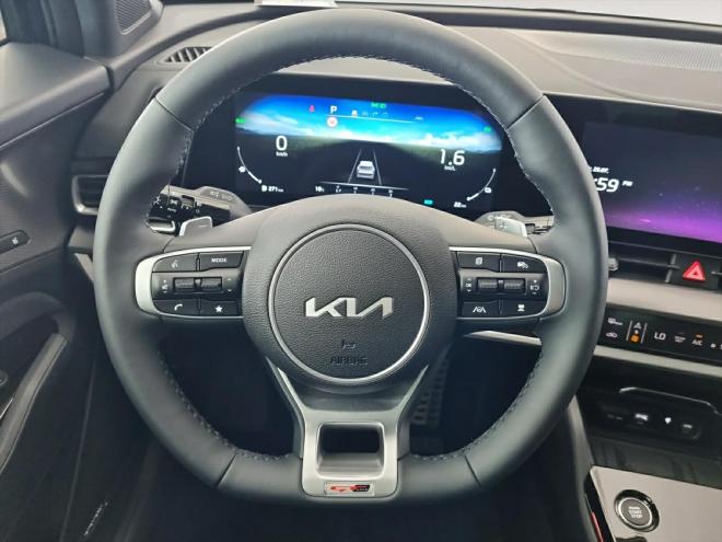Car gallery image