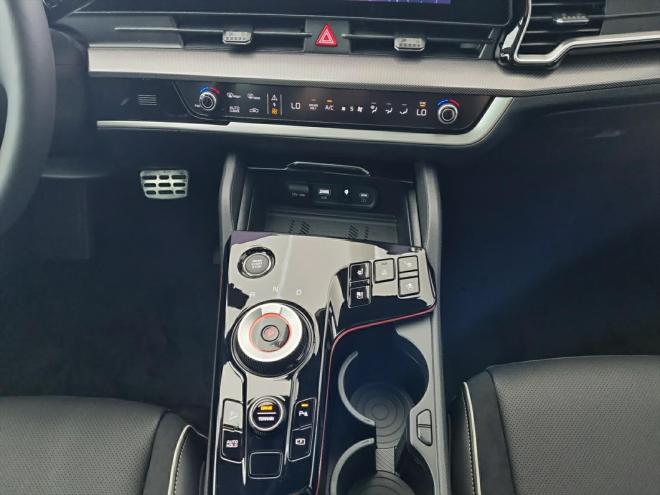 Car gallery image