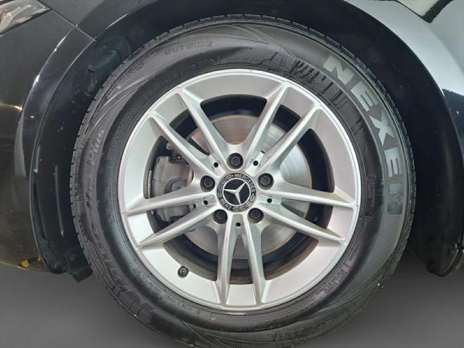 Car gallery image
