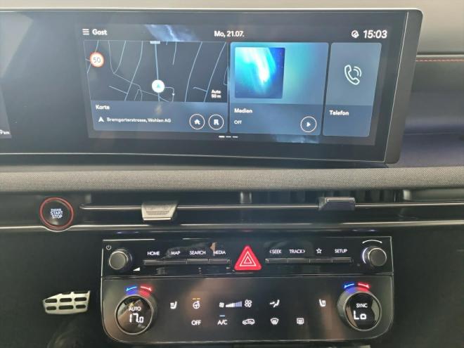 Car gallery image