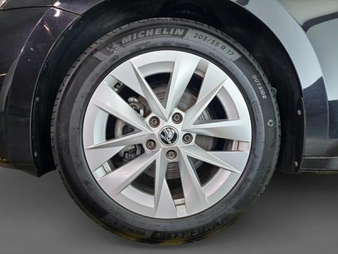 Car gallery image