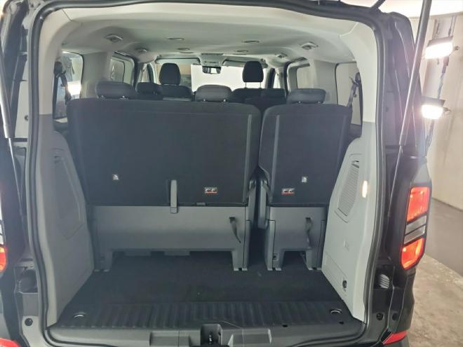 Car gallery image