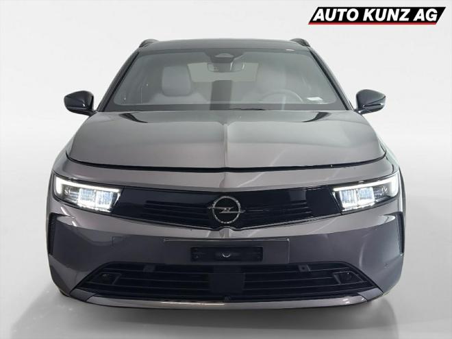 Car gallery image