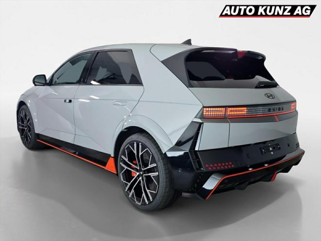 Car gallery image