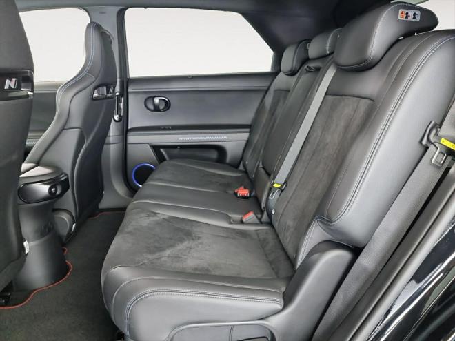 Car gallery image