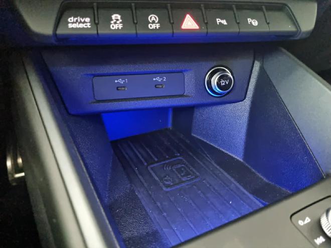 Car gallery image