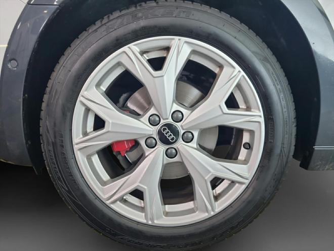 Car gallery image