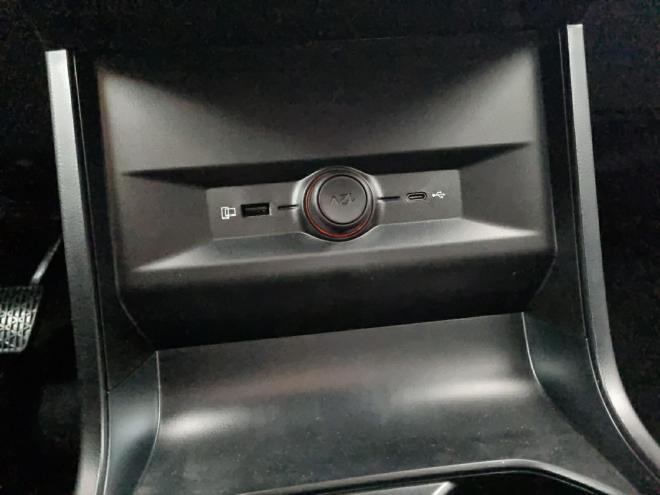 Car gallery image