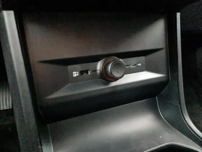 Car gallery image
