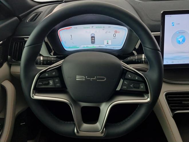 Car gallery image
