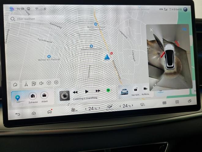 Car gallery image
