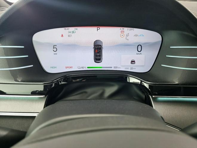 Car gallery image