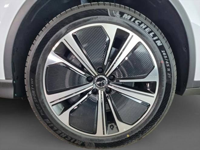 Car gallery image