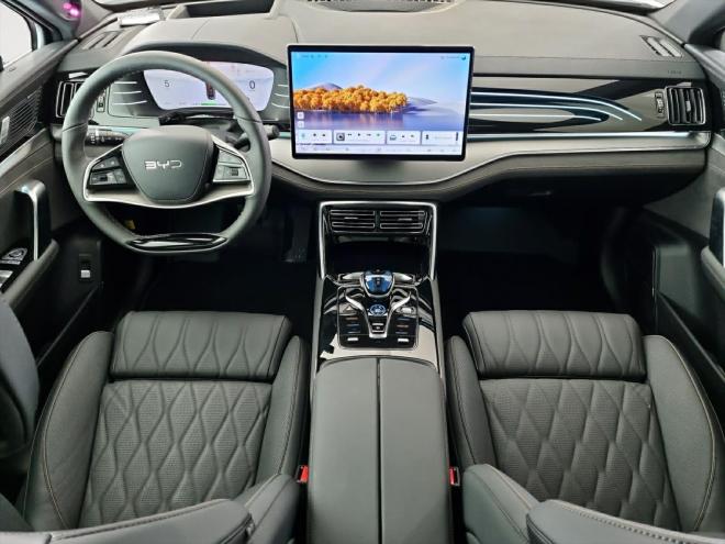 Car gallery image