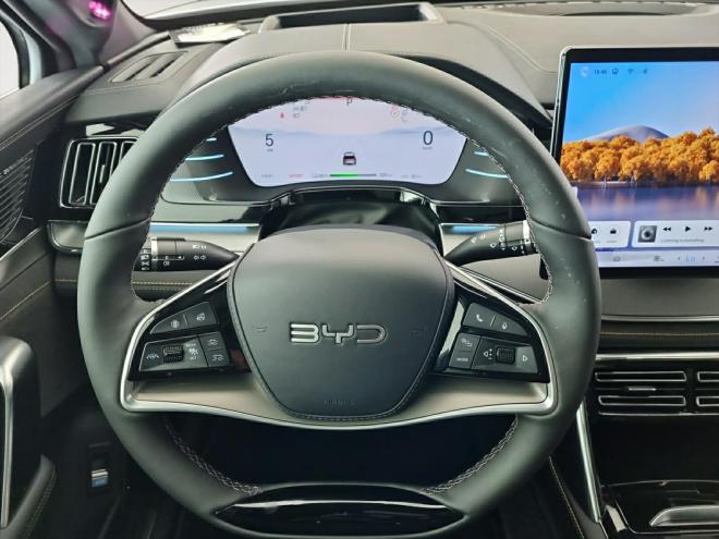 Car gallery image