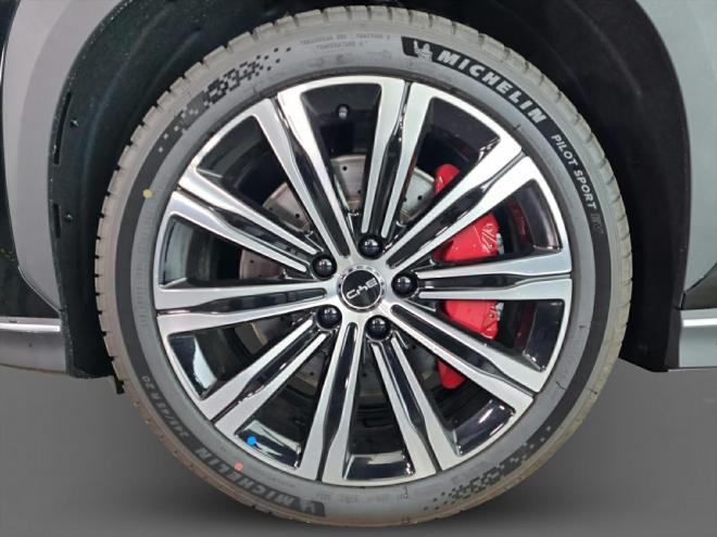 Car gallery image