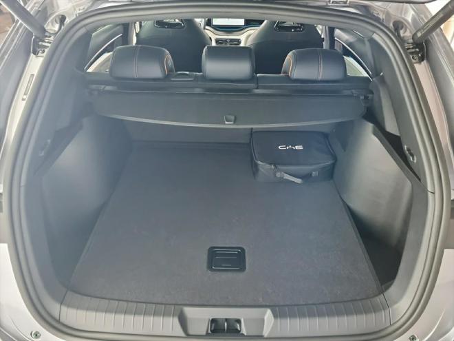 Car gallery image