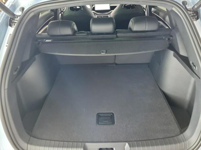Car gallery image