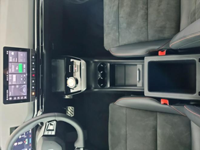 Car gallery image