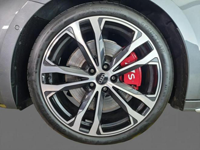 Car gallery image
