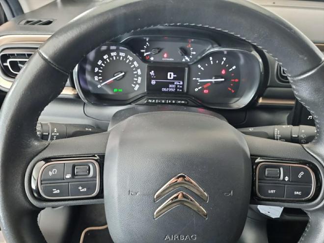 Car gallery image