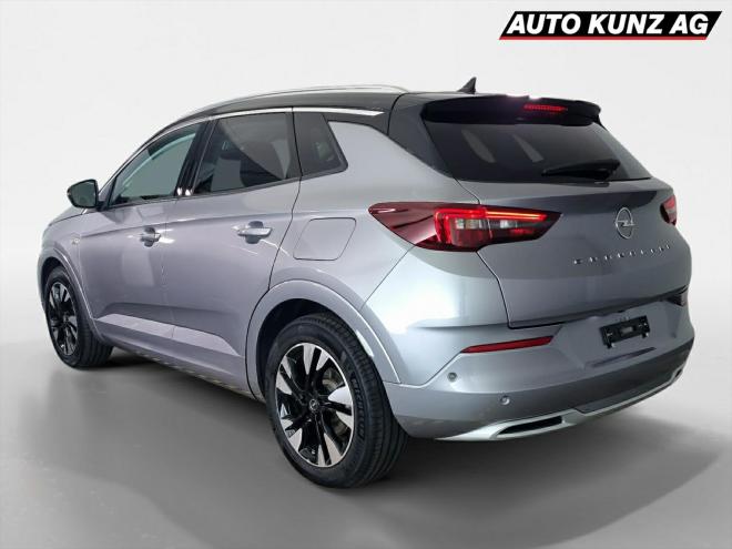 Car gallery image
