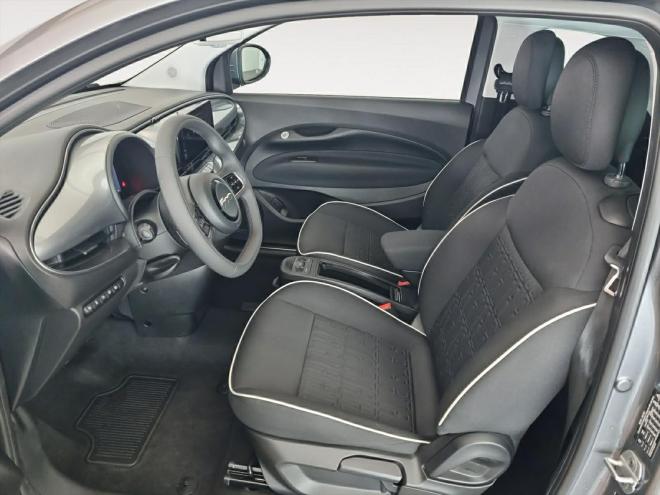 Car gallery image