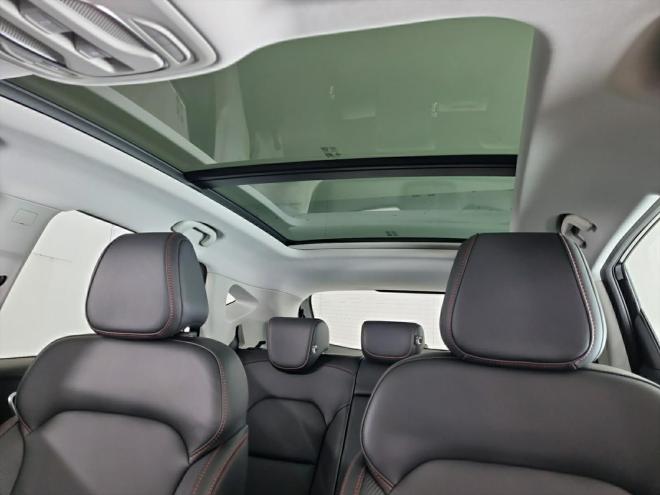 Car gallery image