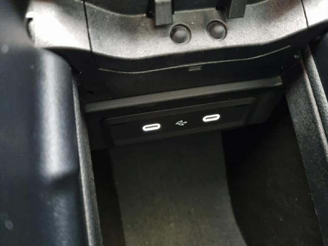 Car gallery image