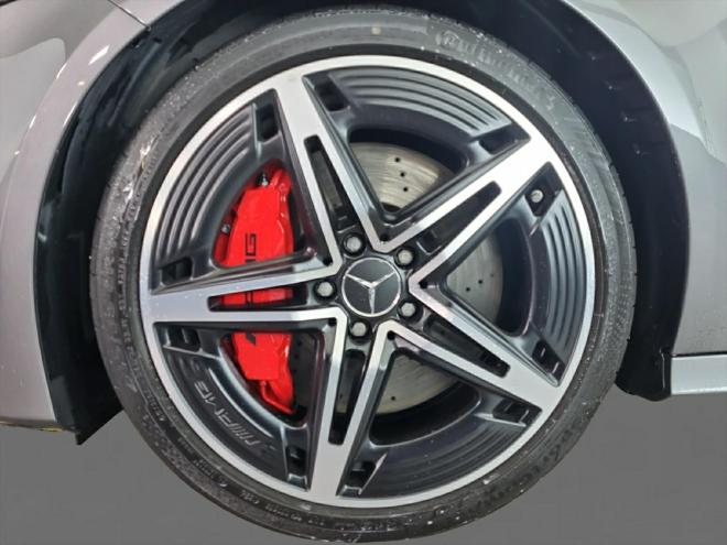 Car gallery image