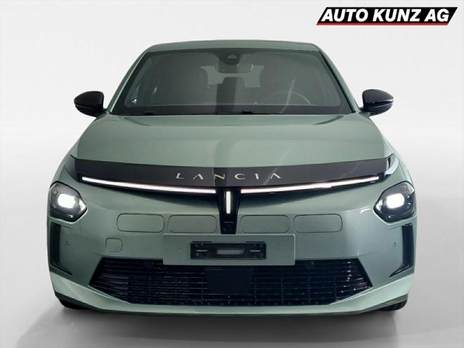 Car gallery image