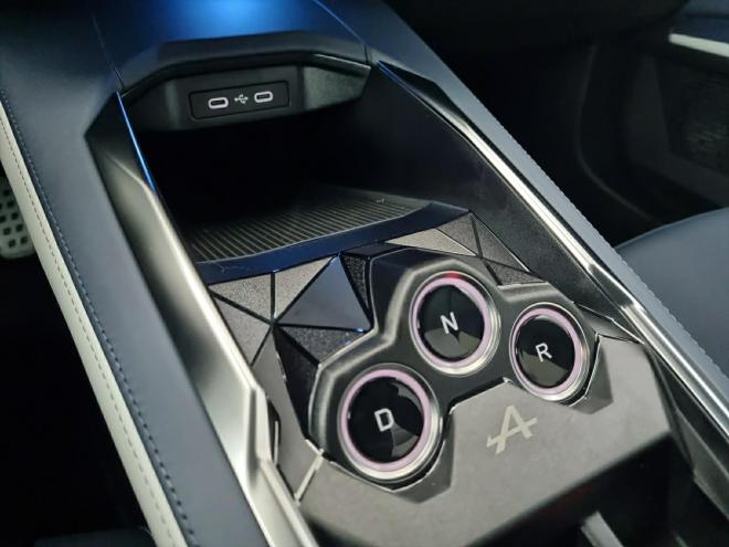 Car gallery image