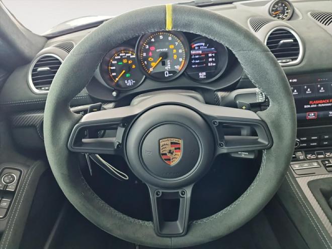 Car gallery image