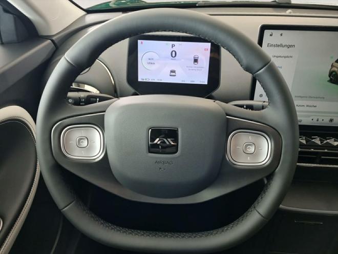 Car gallery image