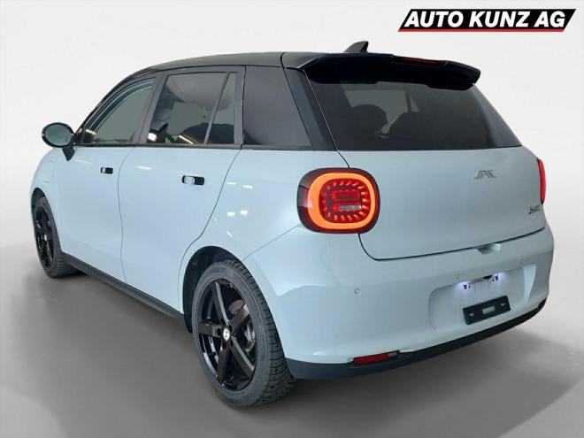 Car gallery image